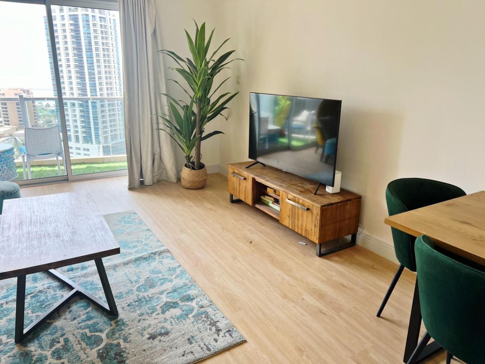 Newly Renovated Marina & Sea View Family Condo Dubaj Exteriér fotografie